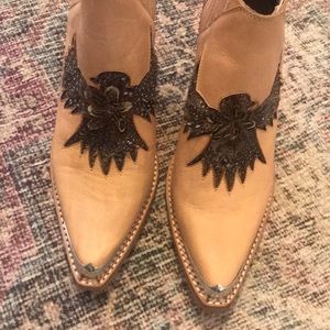 LF Jeffrey Campbell slip on boots